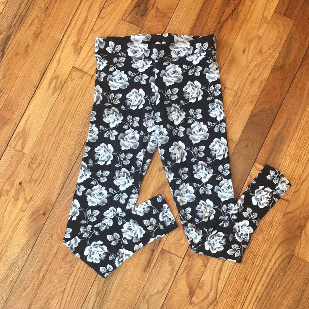 Victoria Secret Floral Leggings